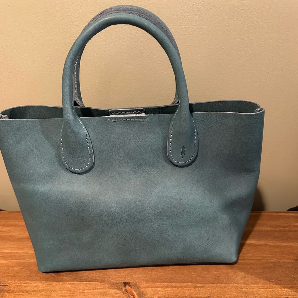 Portland Leather Large Raindrop in Aqua